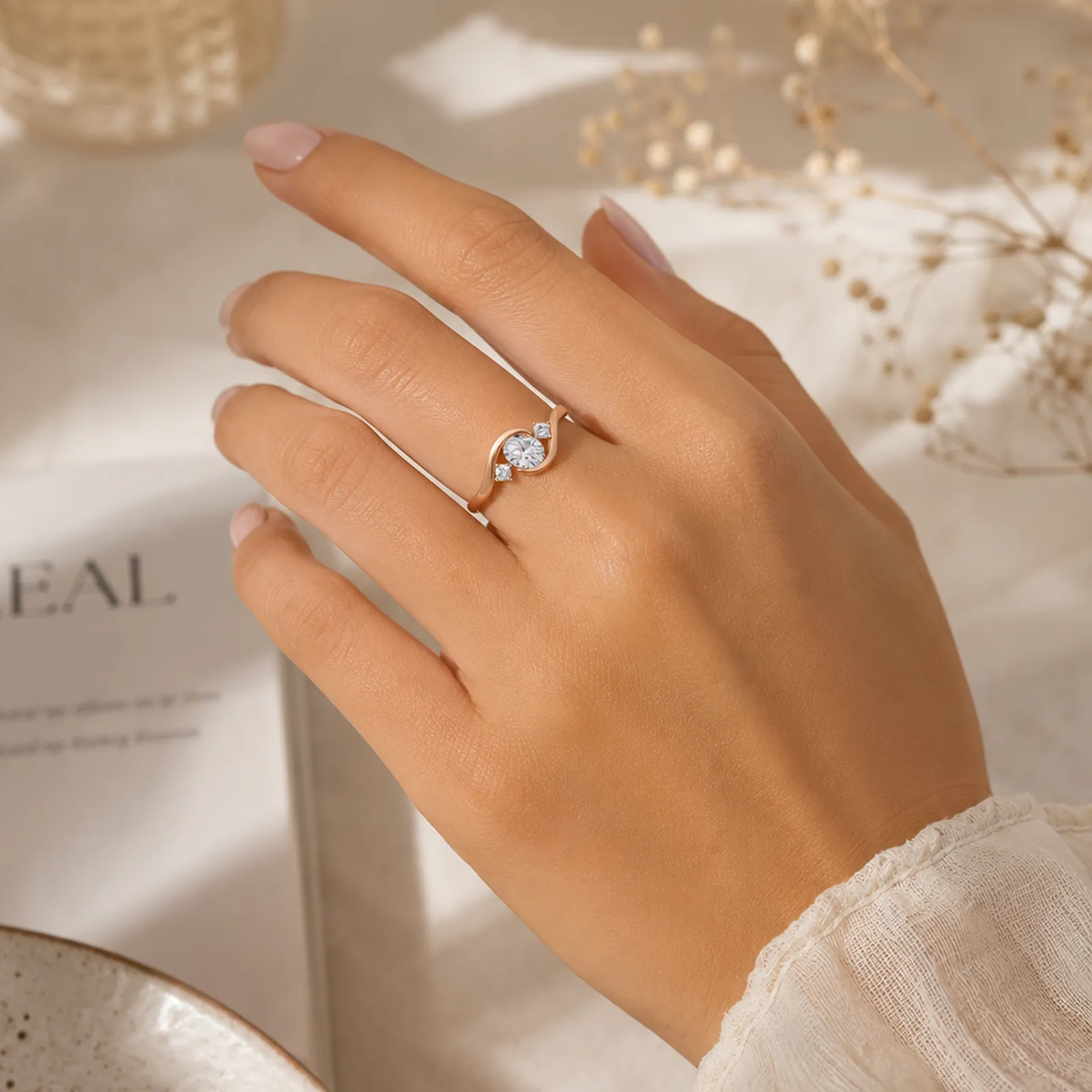 Séraphine Ring — lifestyle